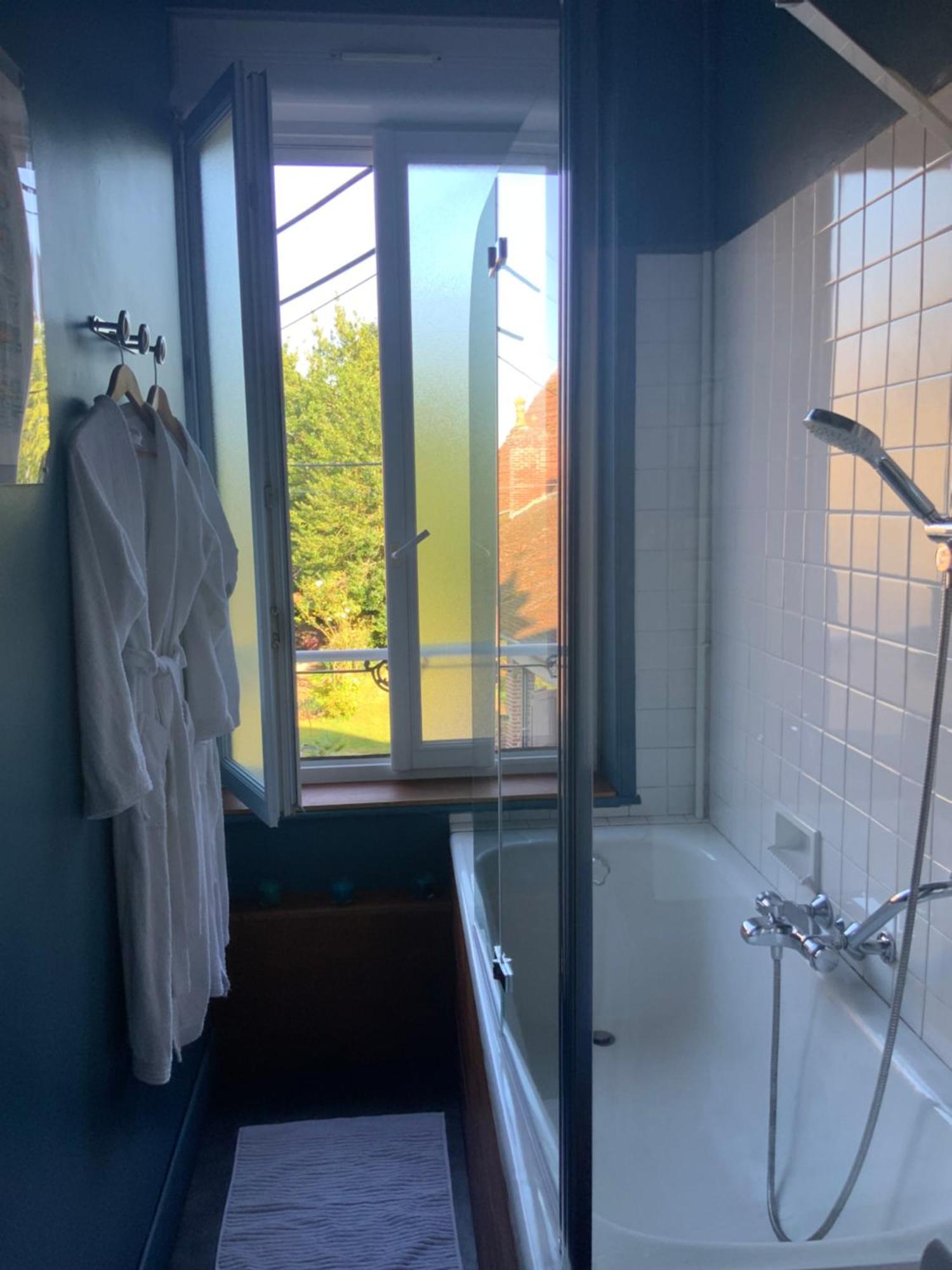 Par La Dives Bed & Breakfast Saint-Pierre-en-Auge Exterior foto
